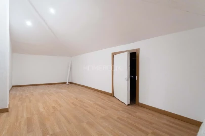 Apartamento T2 para Venda em Águas Livres