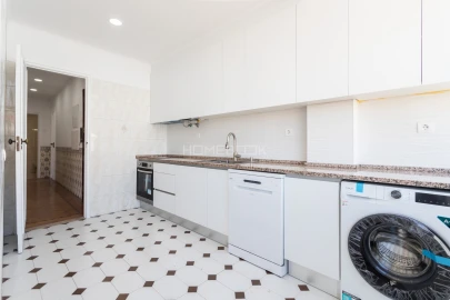 Apartamento T2 para Venda em Águas Livres