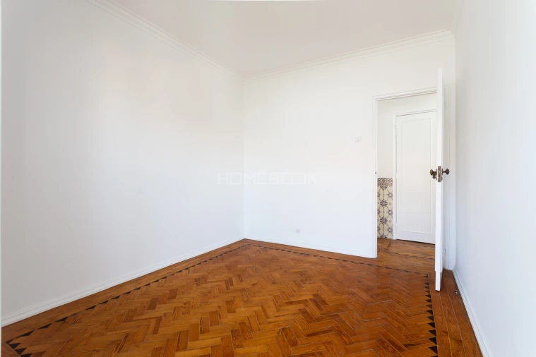 Apartamento T2 para Venda em Águas Livres Foto 13