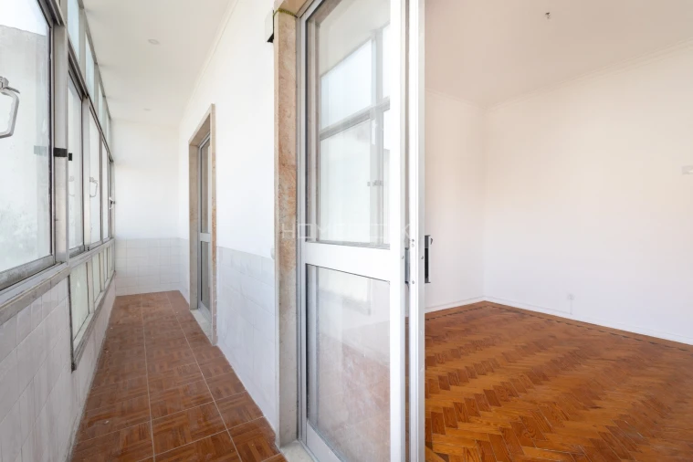 Apartamento T2 para Venda em Águas Livres Foto 14