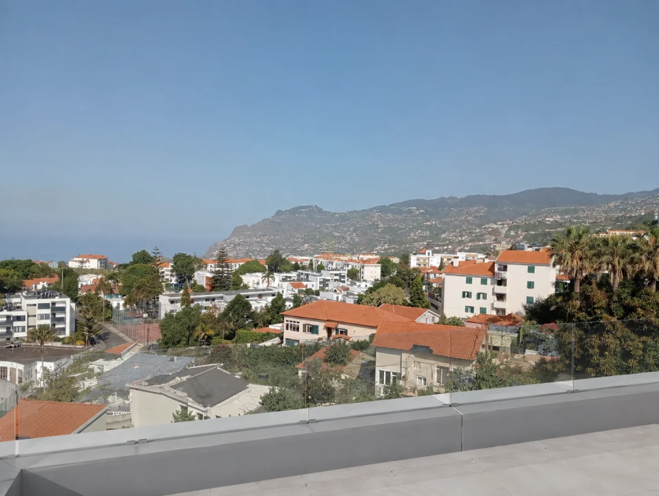Apartamento T2 para Venda em Santo Antonio Foto 1