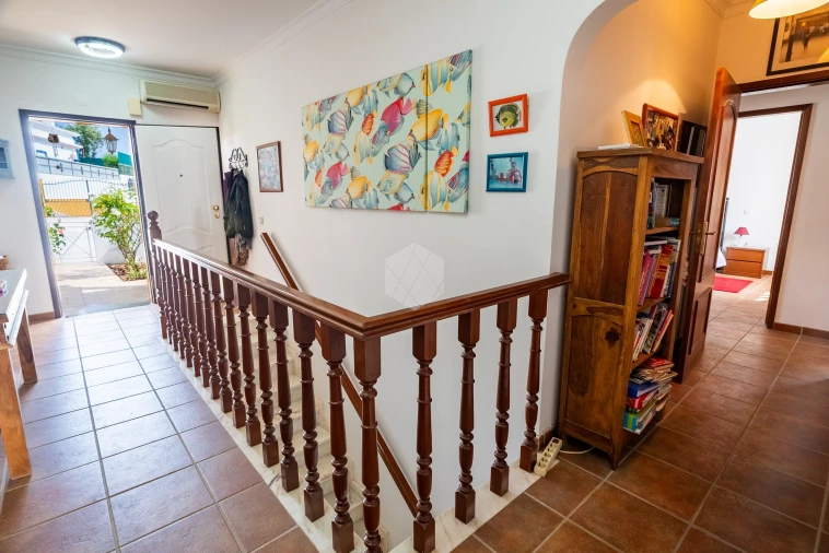 Moradia T5 para Venda em Albufeira e Olhos de Água Foto 10