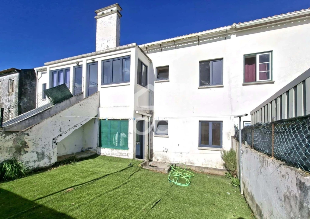Apartamento T2 para Venda em Praia da Vitoria (Santa Cruz) Foto 9