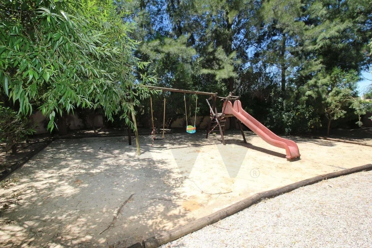 Moradia T2 para Venda em Albufeira e Olhos de Água Foto 32