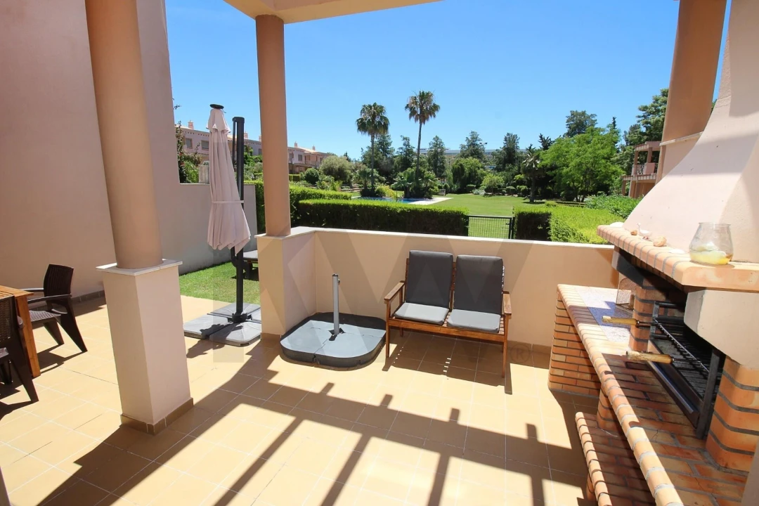 Moradia T2 para Venda em Albufeira e Olhos de Água Foto 25