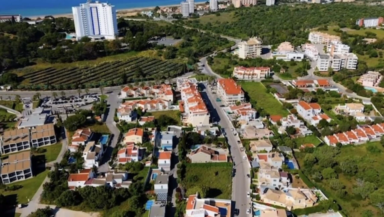 Terreno para Venda em Portimão Foto 4