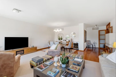 Apartamento T4 para Venda em Parque das Nações