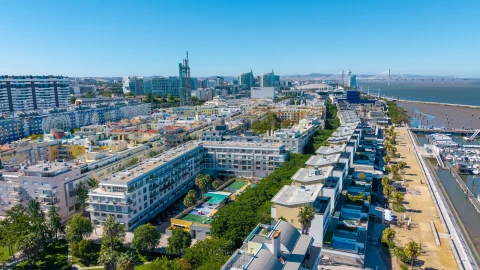 Apartamento T4 para Venda em Parque das Nações