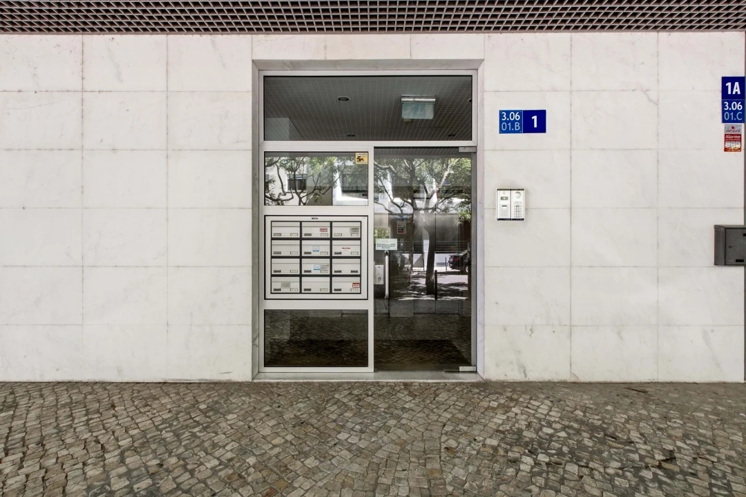 Apartamento T4 para Venda em Parque das Nações Foto 46