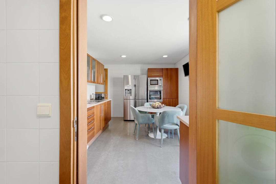 Apartamento T4 para Venda em Parque das Nações Foto 9