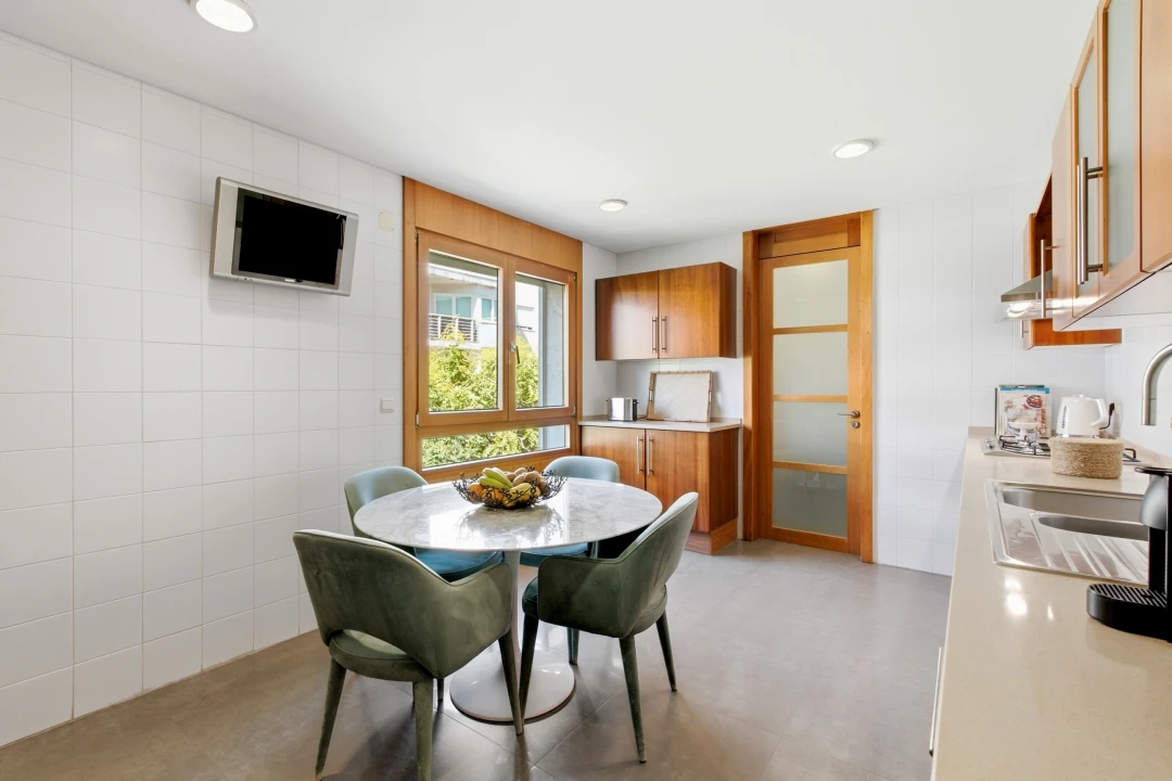 Apartamento T4 para Venda em Parque das Nações Foto 11
