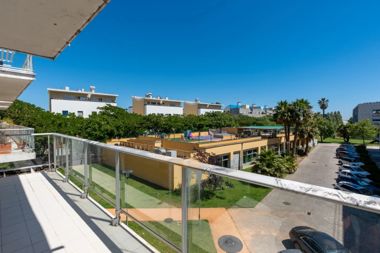 Apartamento T4 para Venda em Parque das Nações Foto 6