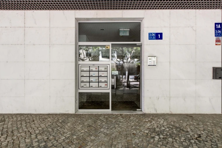 Apartamento T4 para Venda em Parque das Nações Foto 46