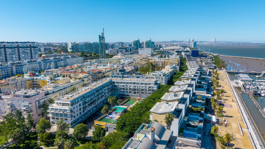 Apartamento T4 para Venda em Parque das Nações Foto 49