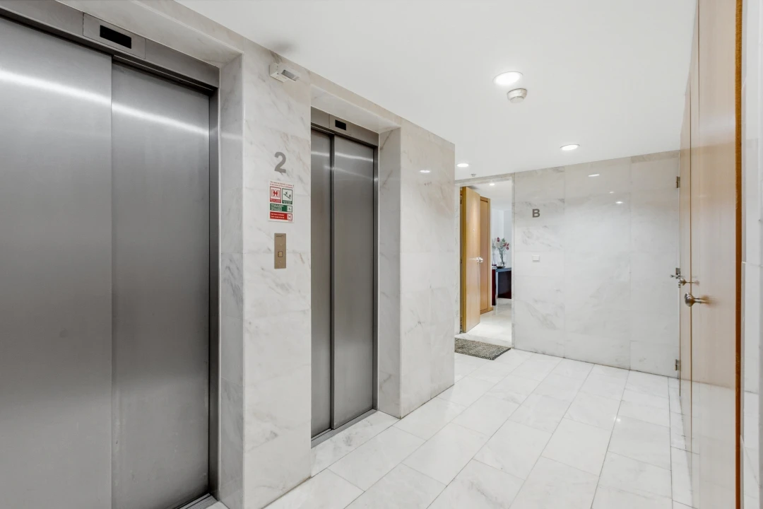 Apartamento T4 para Venda em Parque das Nações Foto 44