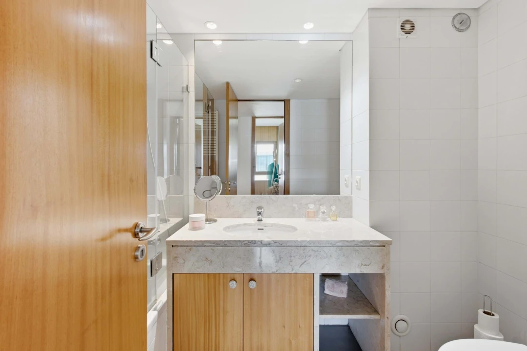 Apartamento T4 para Venda em Parque das Nações Foto 40