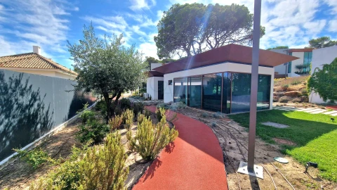 Moradia T4 para Venda em Cascais e Estoril
