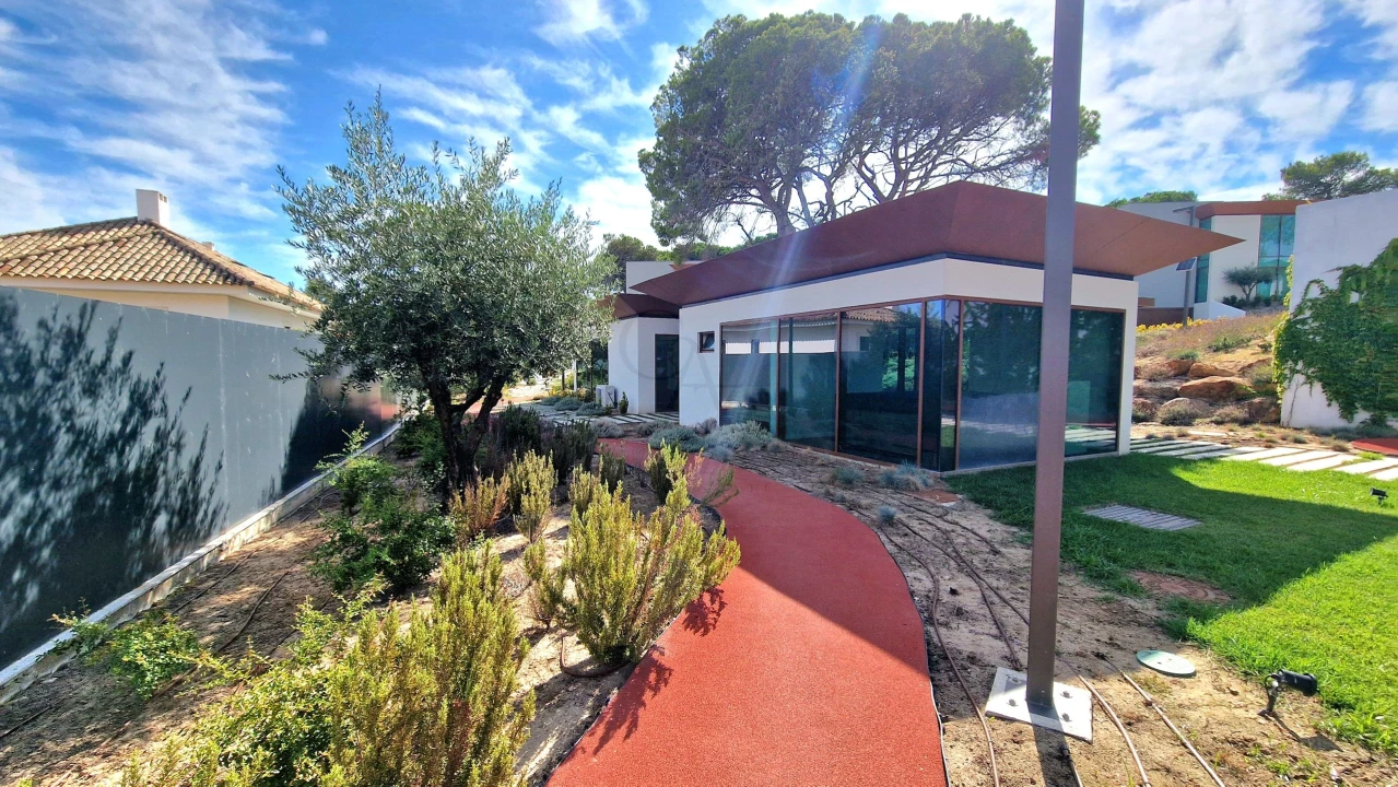 Moradia T4 para Venda em Cascais e Estoril Foto 25