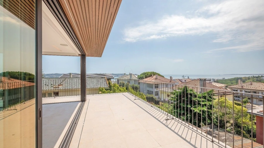 Moradia T5 para Venda em Ajuda