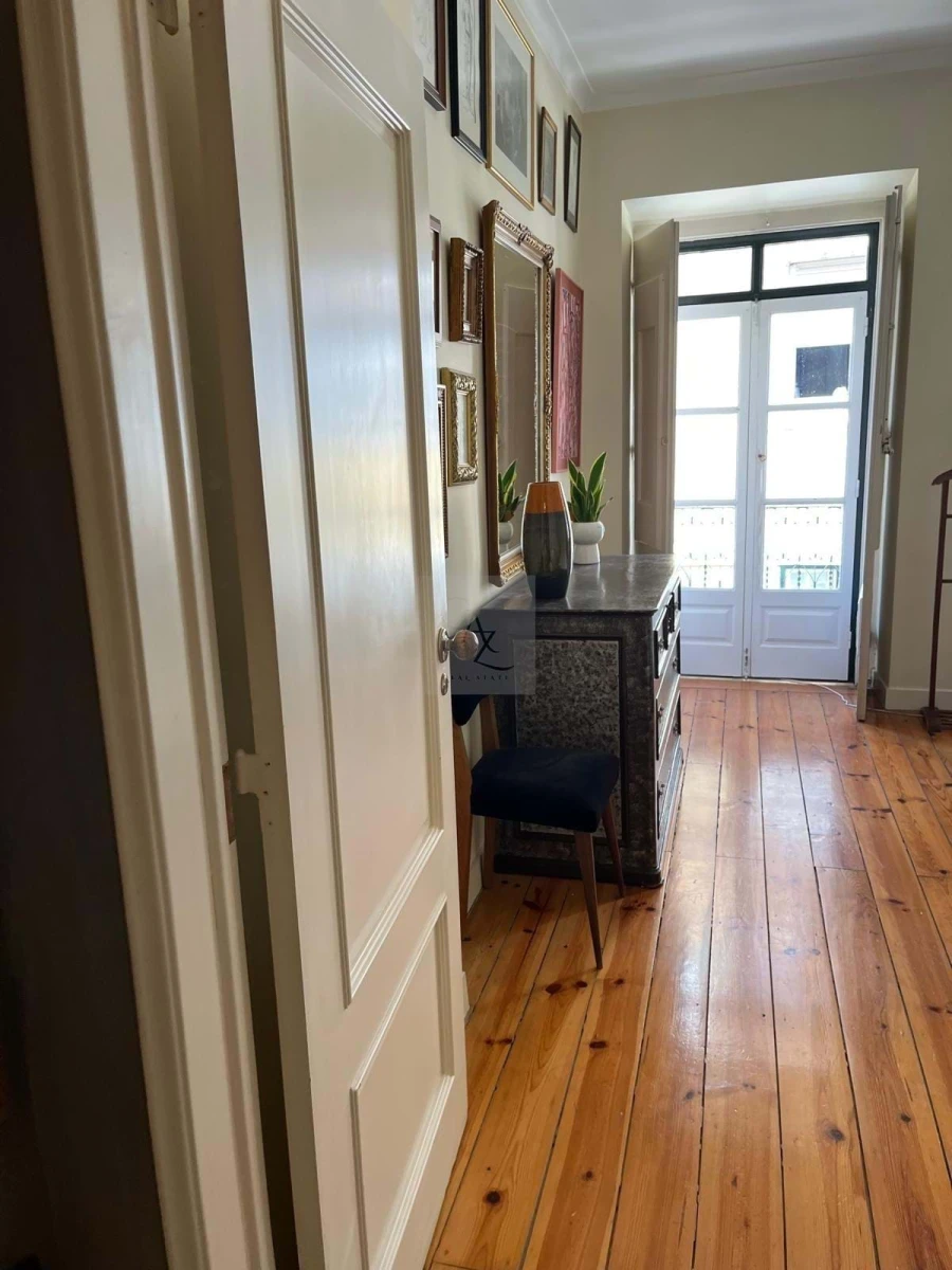 Apartamento T2 para Venda em Misericórdia Foto 16