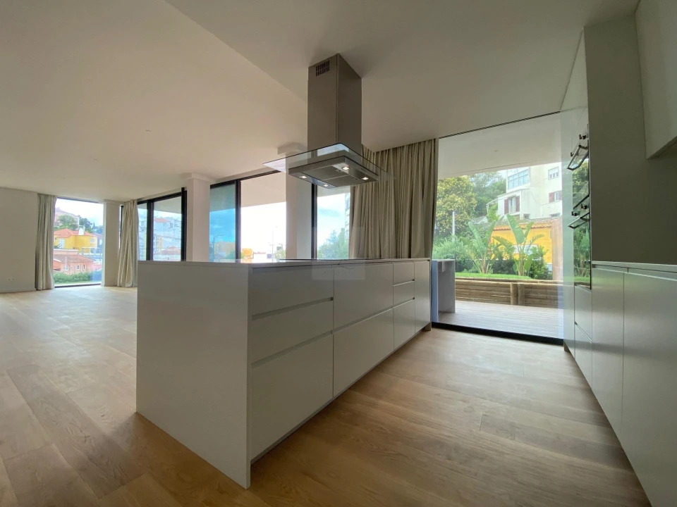 Apartamento T4 para Venda em Cascais e Estoril Foto 13