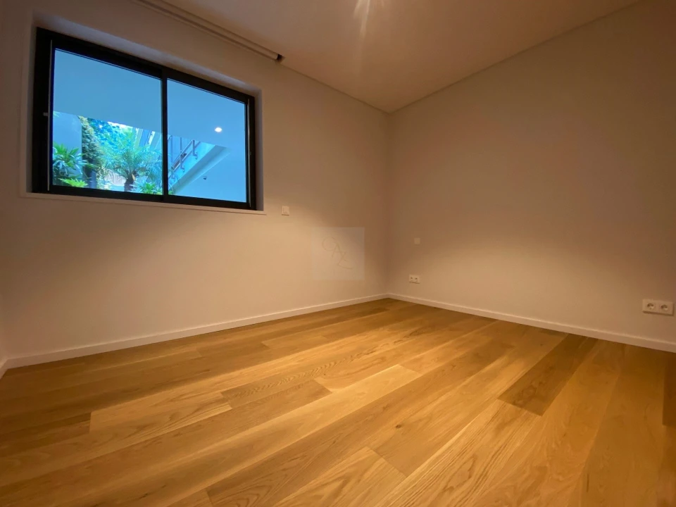 Apartamento T4 para Venda em Cascais e Estoril Foto 30