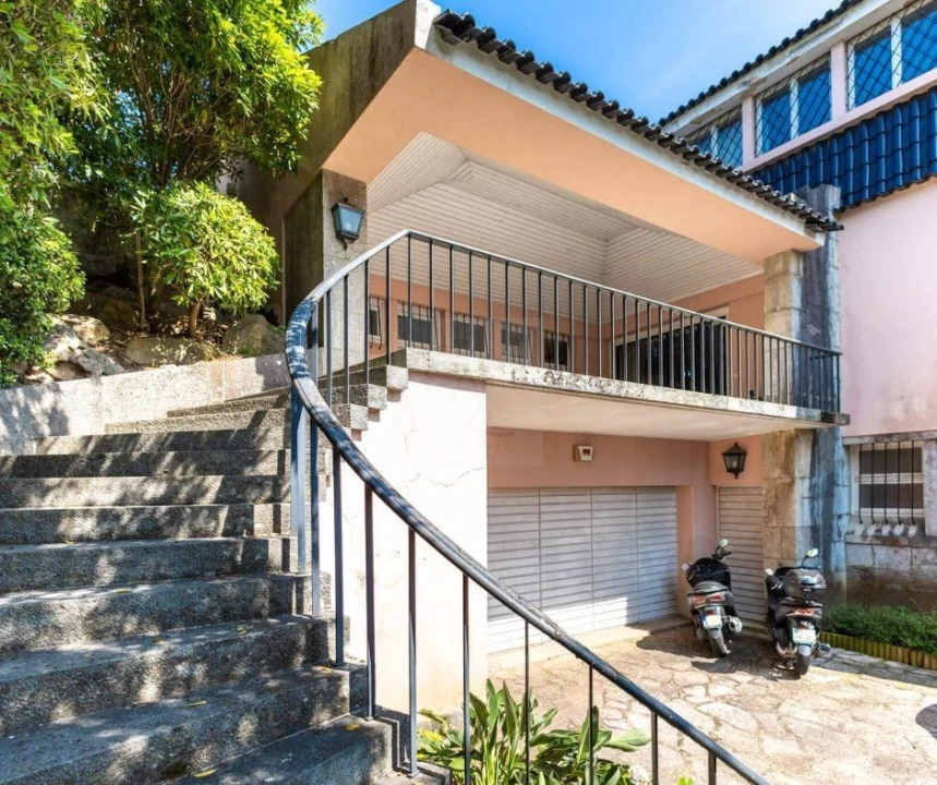 Moradia T8 para Venda em Cascais e Estoril Foto 2