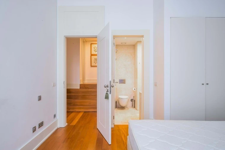 Apartamento T3 para Venda em Santo António Foto 7