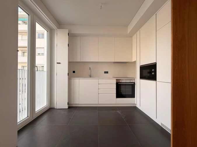 Apartamento T2 para Venda em Campo de Ourique Foto 3