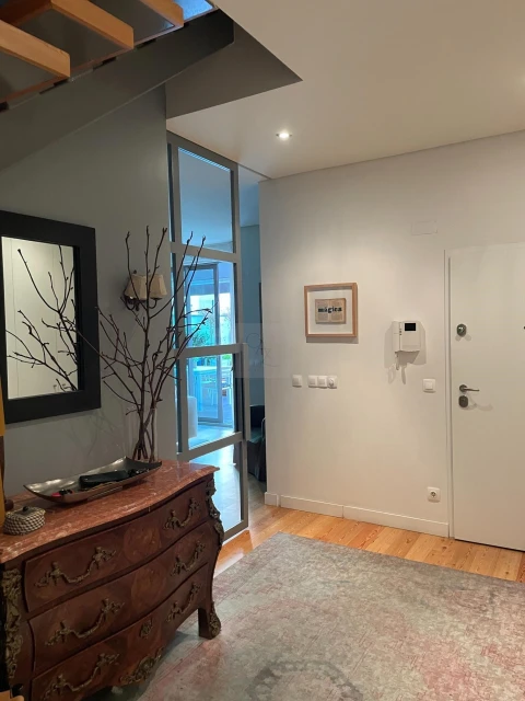 Apartamento T5 para Venda em Campo de Ourique