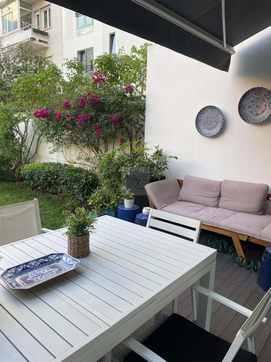 Apartamento T5 para Venda em Campo de Ourique Foto 6