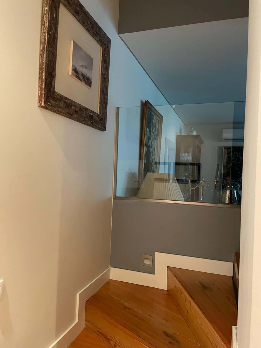 Apartamento T5 para Venda em Campo de Ourique Foto 8