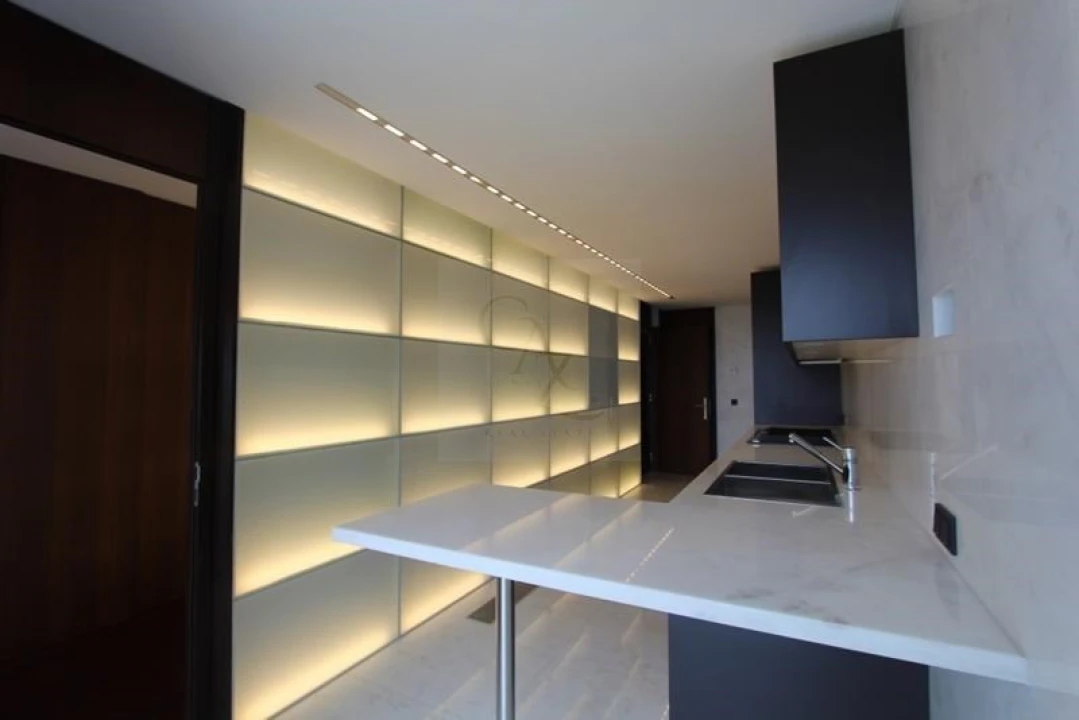Apartamento T4 para Venda em Belém Foto 8