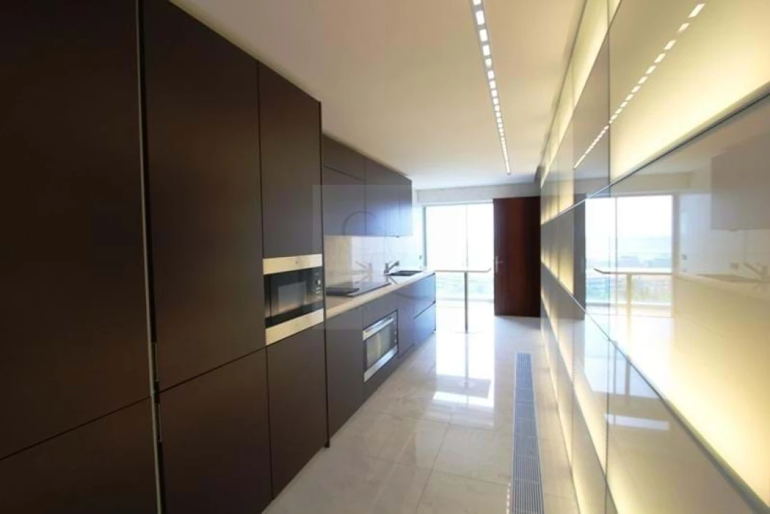 Apartamento T4 para Venda em Belém Foto 7