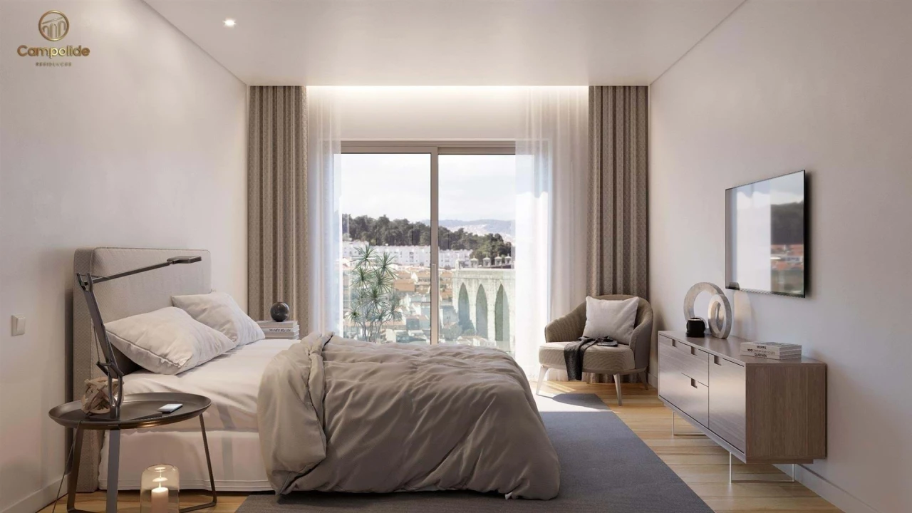 Apartamento T2 para Venda em Campolide Foto 11