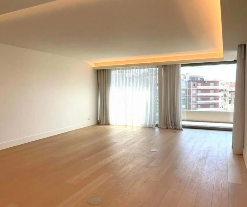 Apartamento T4 para Venda em Estrela Foto 6
