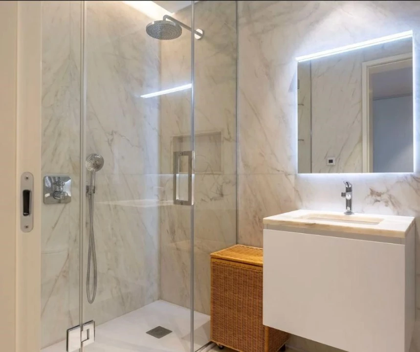 Apartamento T5 para Venda em Avenidas Novas Foto 7
