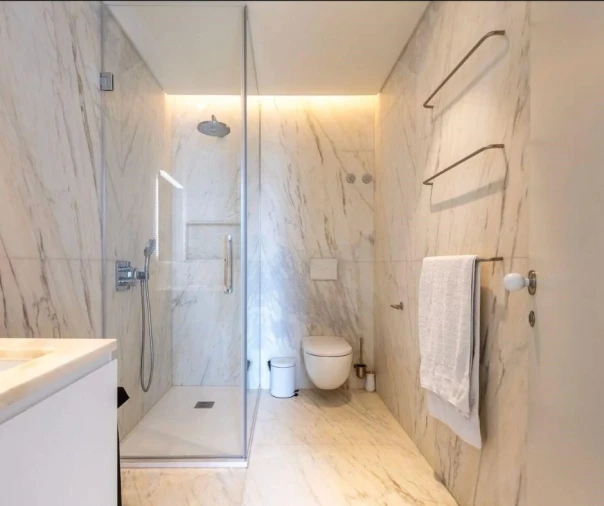 Apartamento T5 para Venda em Avenidas Novas Foto 8