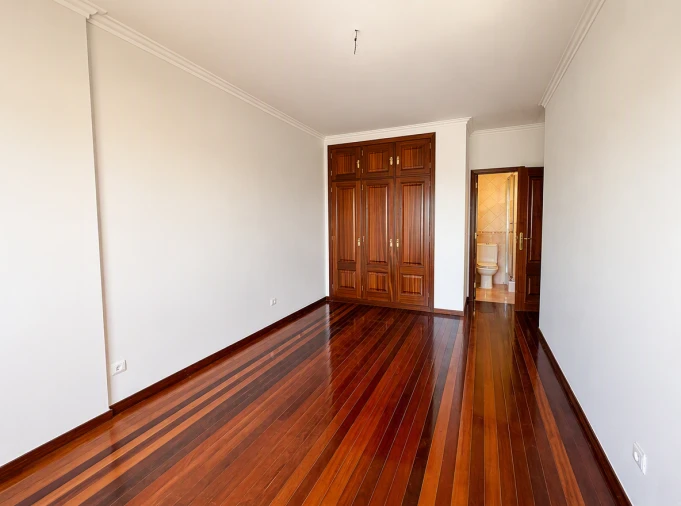 Apartamento T3 para Venda em Sacavém e Prior Velho Foto 18