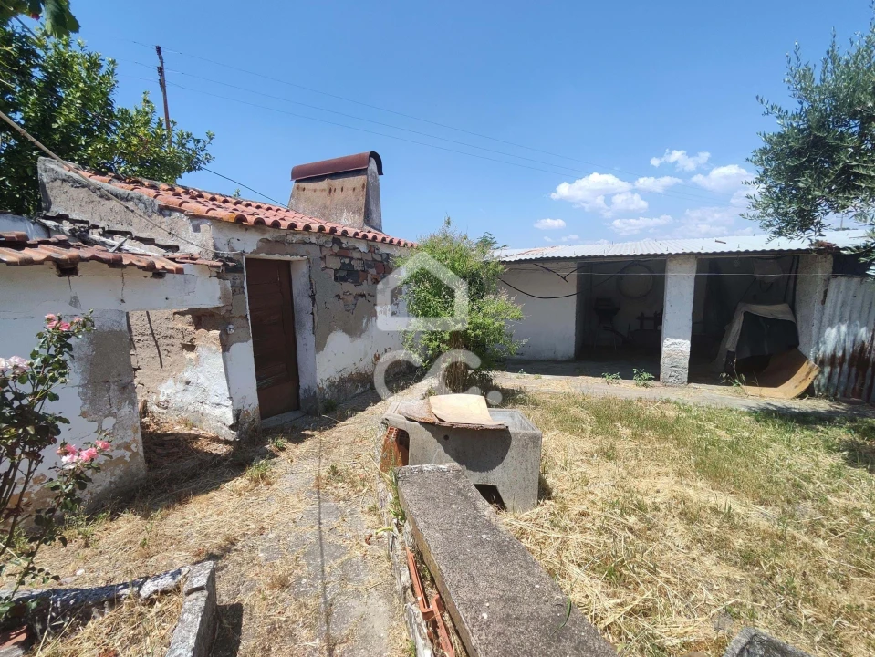 Moradia T4 para Venda em Chancelaria Foto 11