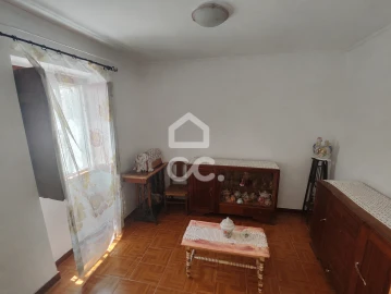 Moradia T4 para Venda em Chancelaria