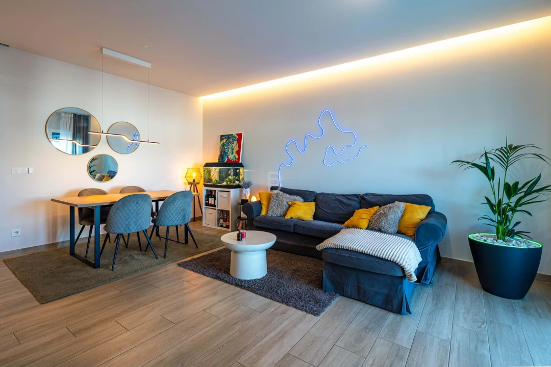 Apartamento T2 para Venda em Santo Antão e São Julião do Tojal Foto 11