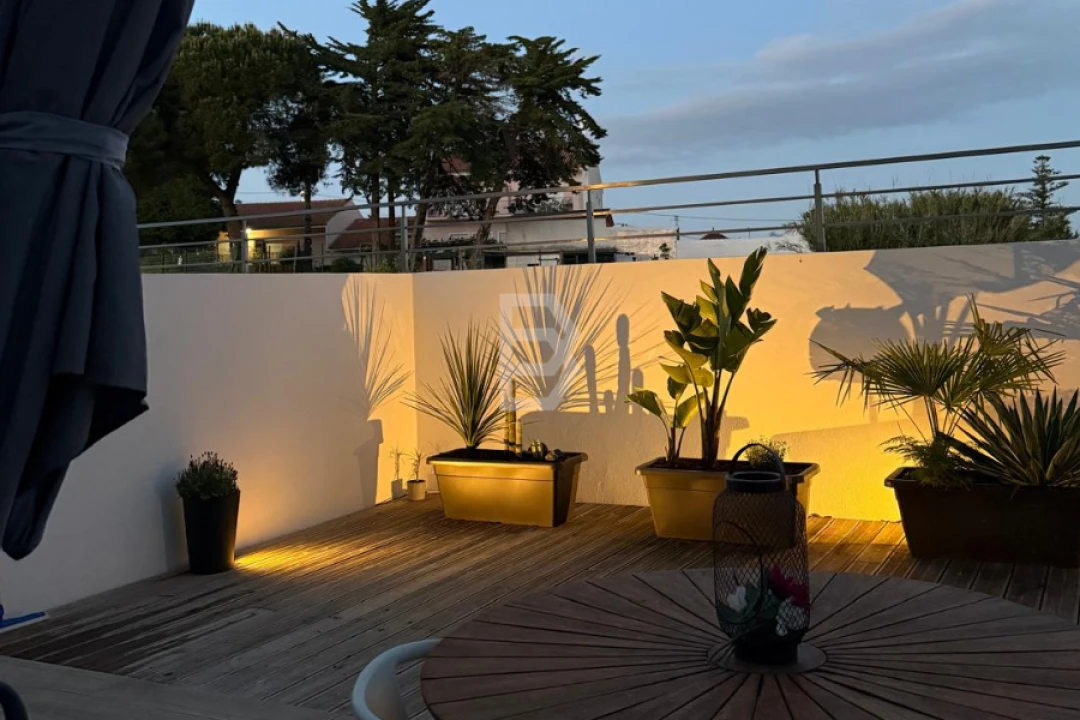 Apartamento T2 para Venda em Santo Antão e São Julião do Tojal Foto 5