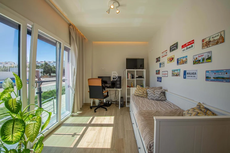 Apartamento T2 para Venda em Santo Antão e São Julião do Tojal Foto 22