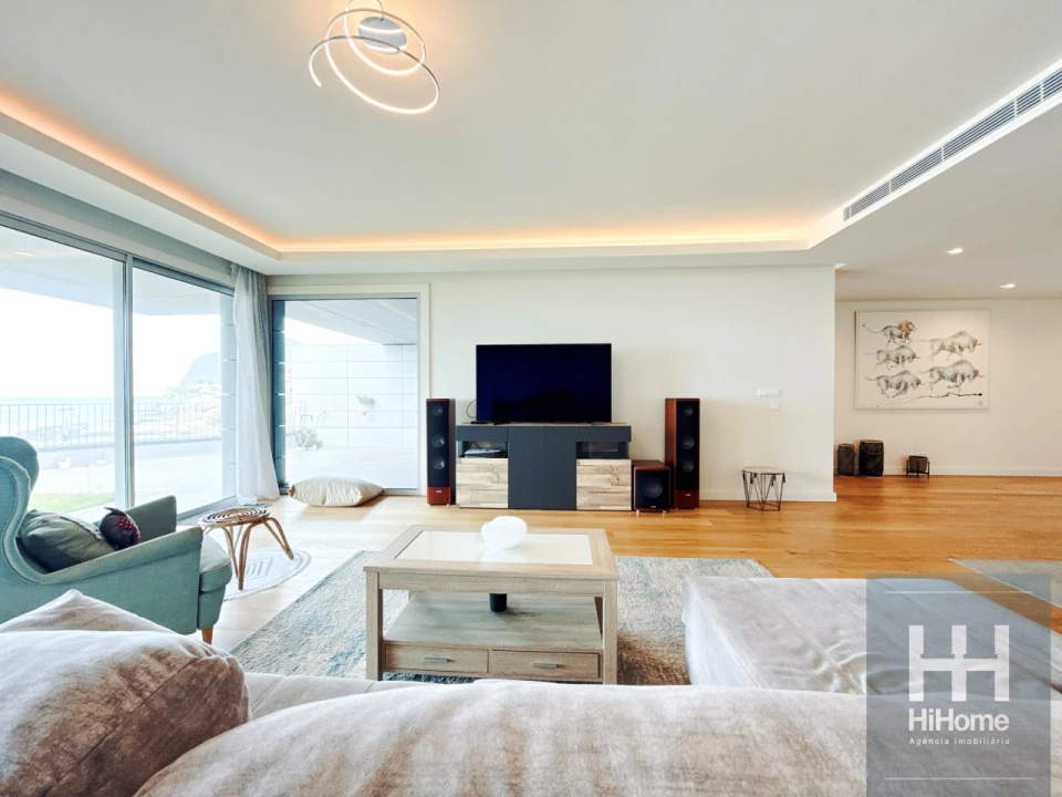 Apartamento T4 para Venda em São Martinho Foto 4
