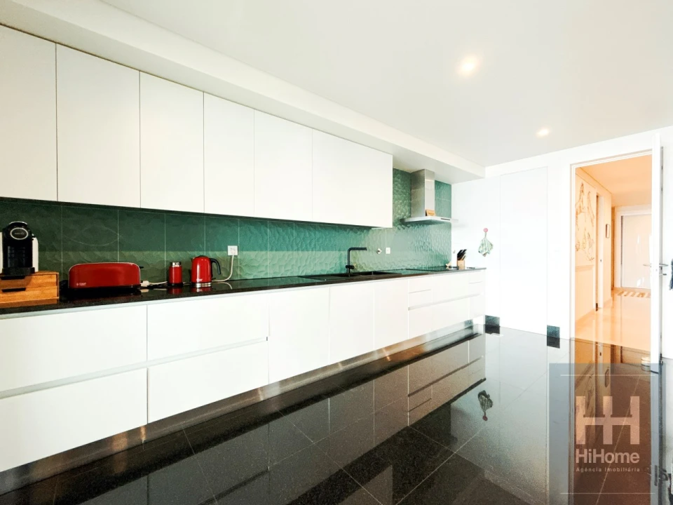 Apartamento T4 para Venda em São Martinho Foto 6