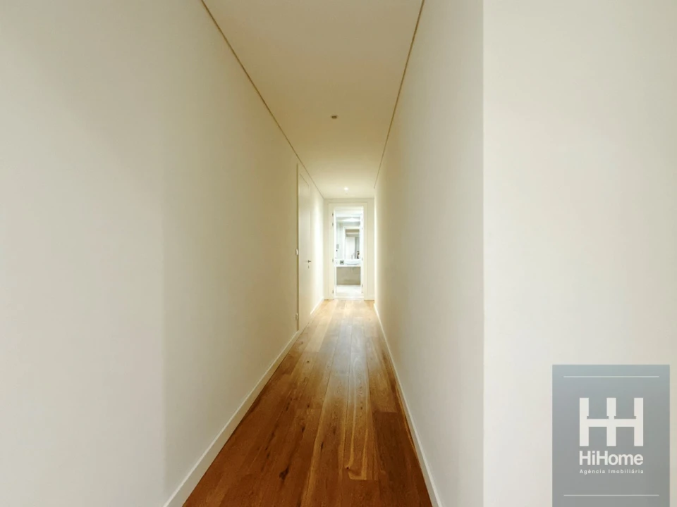 Apartamento T4 para Venda em São Martinho Foto 21