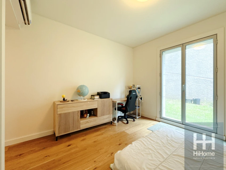 Apartamento T4 para Venda em São Martinho Foto 24