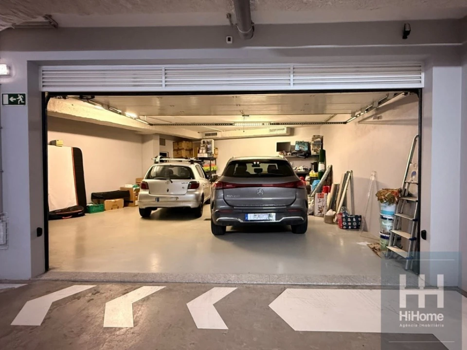Apartamento T4 para Venda em São Martinho Foto 49