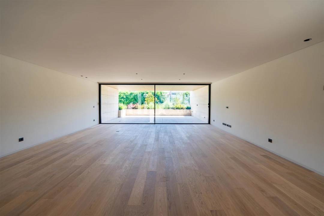 Apartamento T3 para Venda em Oliveira, São Paio e São Sebastião Foto 7